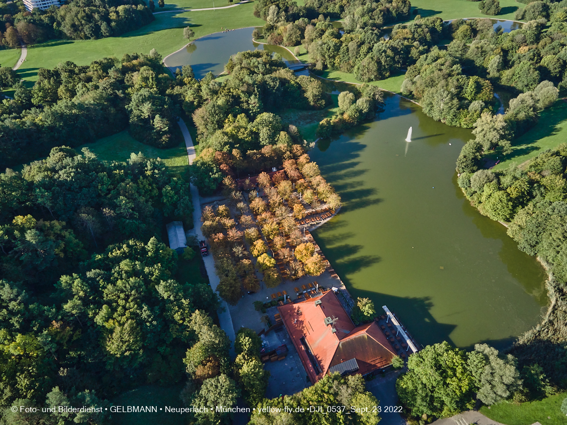 23.09.2022 - der Ostpark mir Biergarten und See in Neuperlach